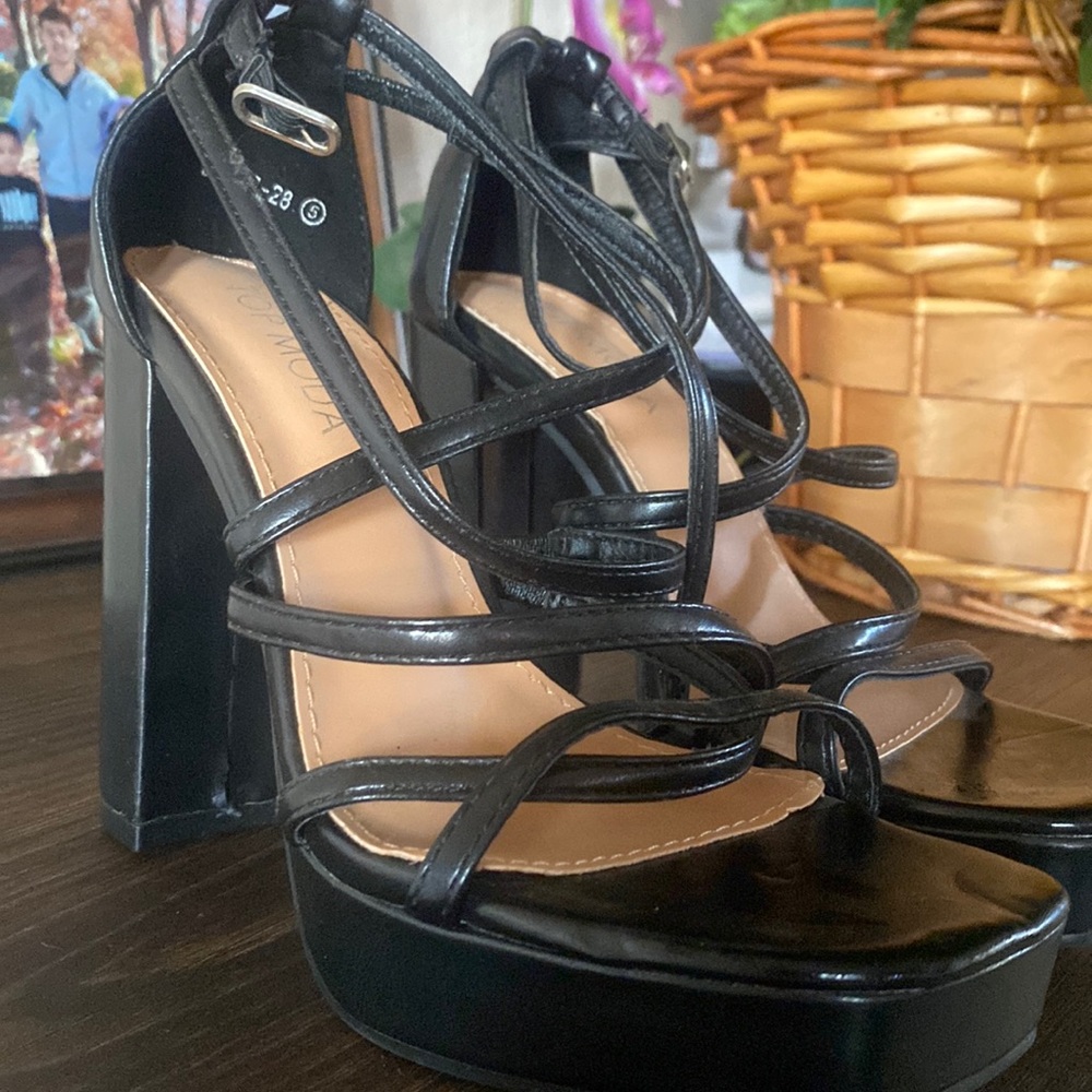 Size 5 Black High heels